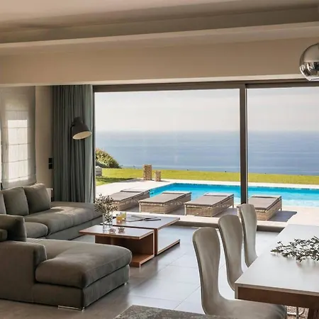 Villa Grande Azzurro In *