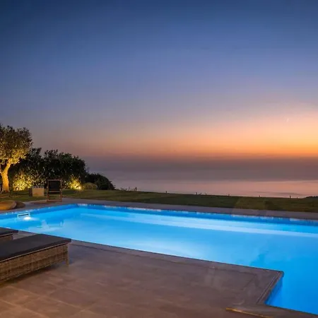 Grande Azzurro In Villa Lakithra