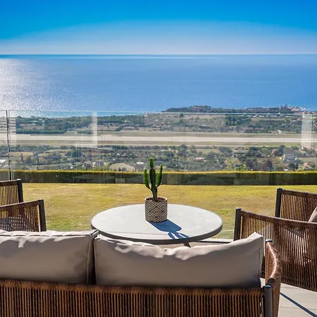 Grande Azzurro In Villa Lakithra