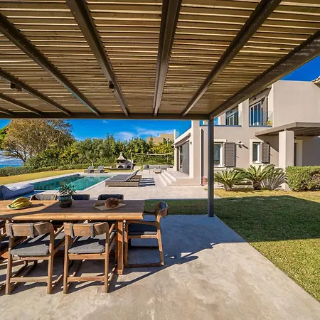 Villa Grande Azzurro In *