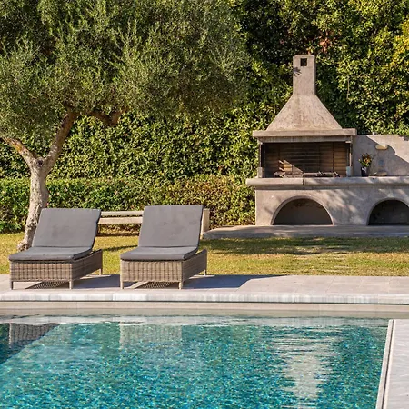 Villa Grande Azzurro In *