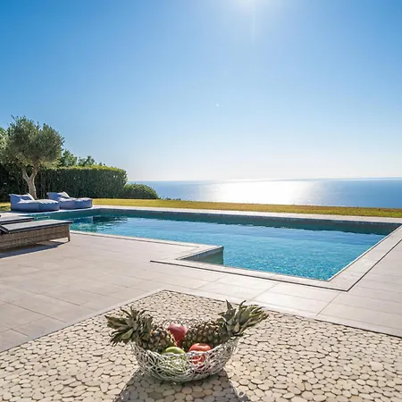 Villa Grande Azzurro In *