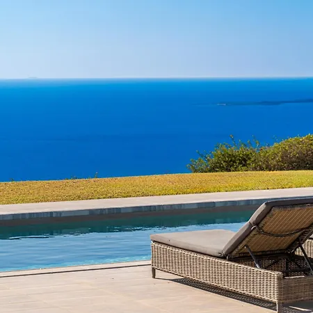 Grande Azzurro In Villa