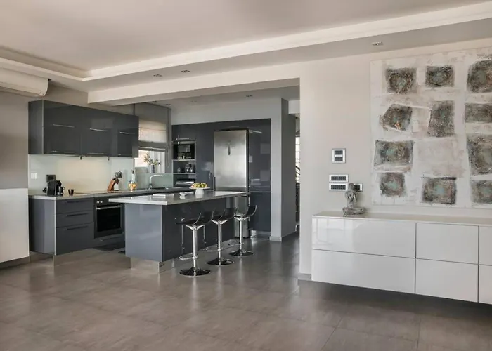 Grande Azzurro In Lakíthra