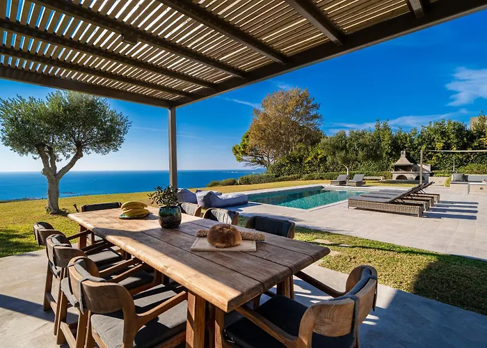 Grande Azzurro In Villa