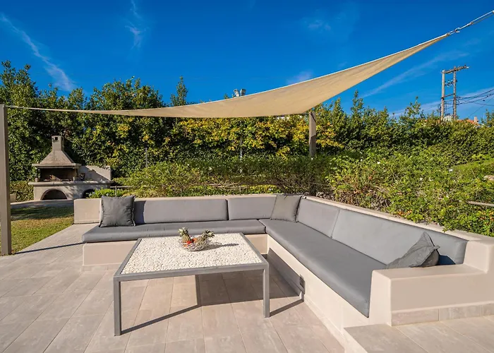 Villa Grande Azzurro In *