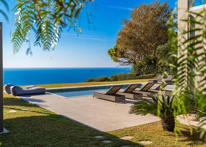 Grande Azzurro In * Lakíthra